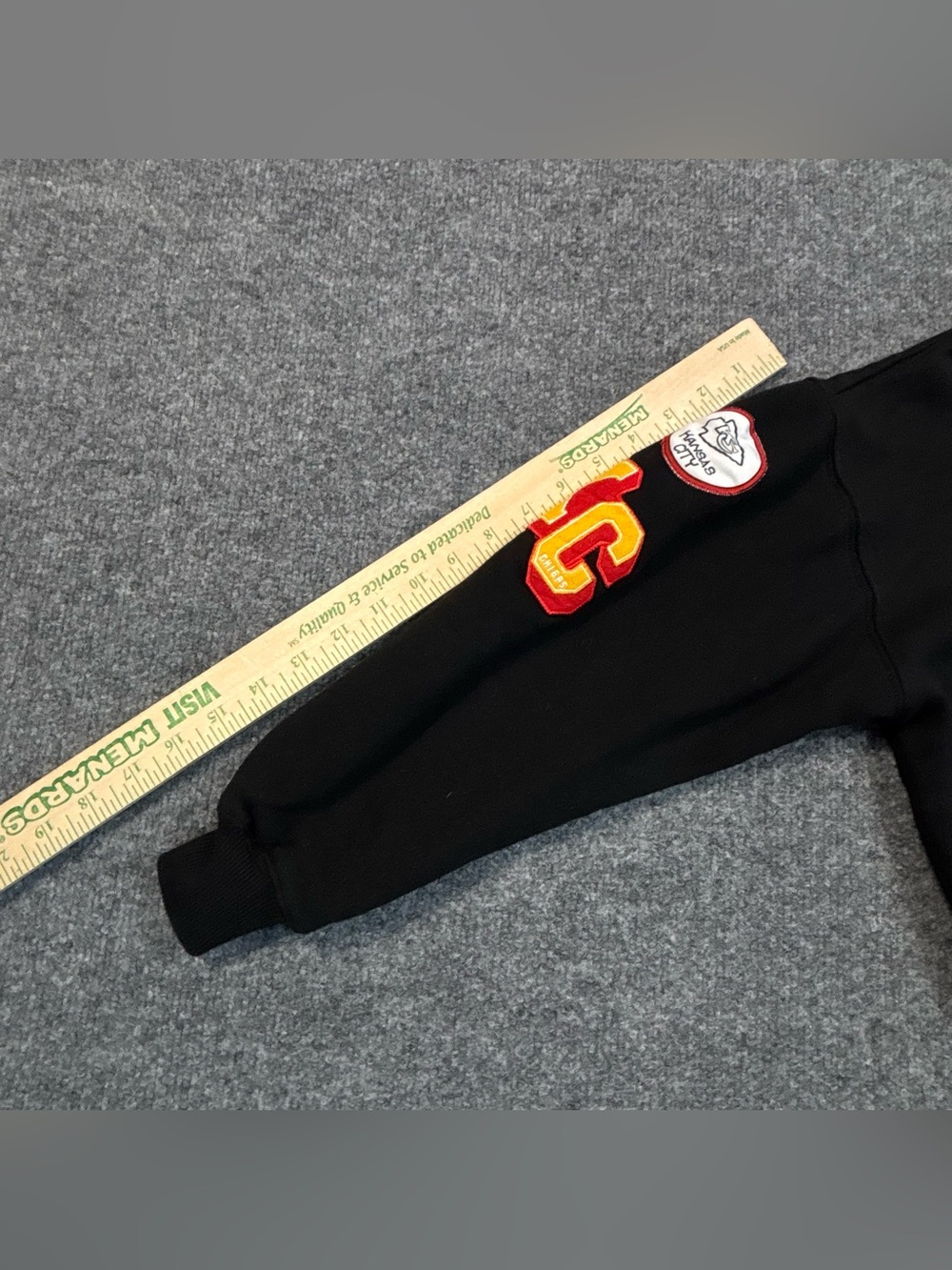 WEAR by Erin Andrews Kansas City Chiefs Cropped Hoodie Womens Small Black NFL - Picture 10 of 15